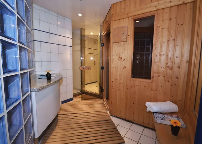 Hotell De L'arve By Happyculture 3*