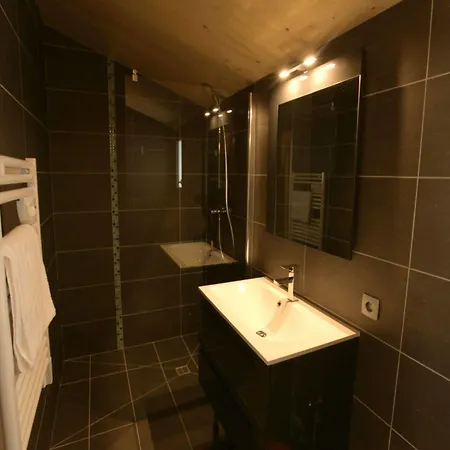 Hotel De L'arve By Happyculture 3*