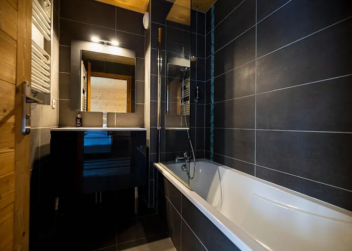 De L'arve By Happyculture シャモニー